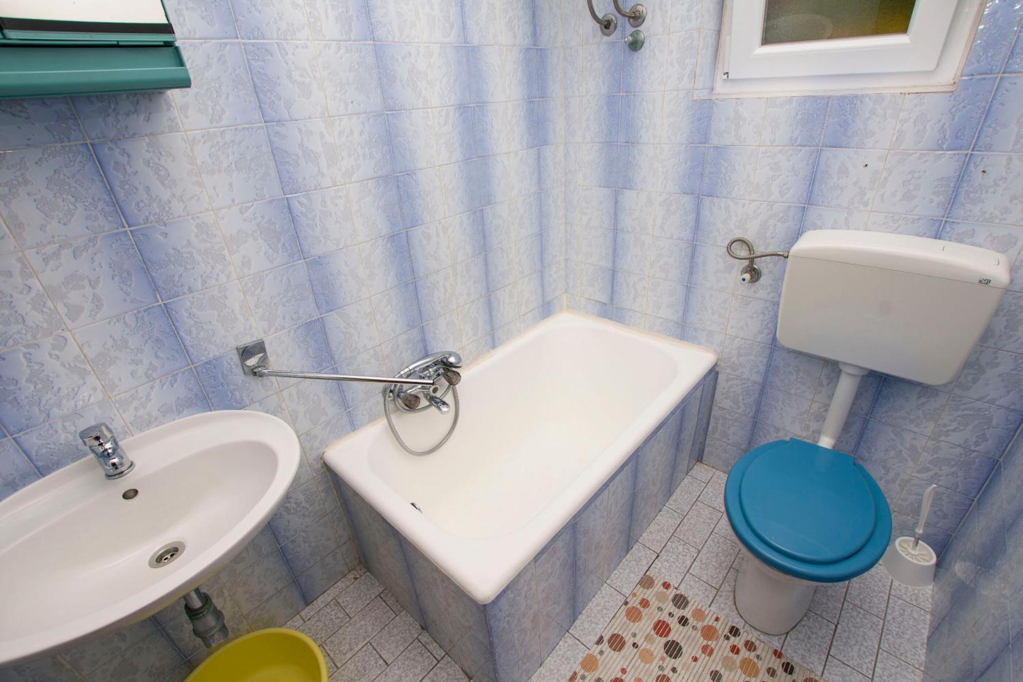 Marin Apartment Tkon